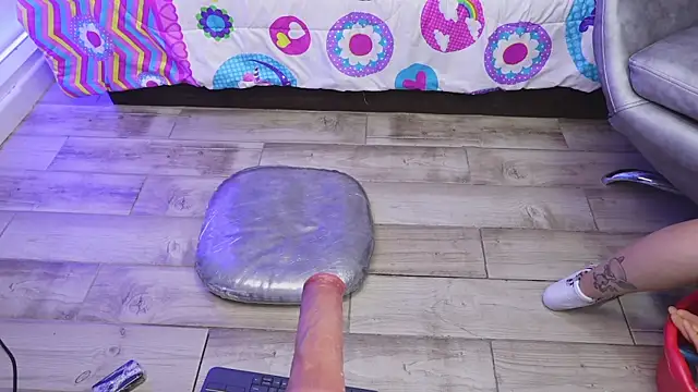 miss keisi online show from September 13, 6:08 pm