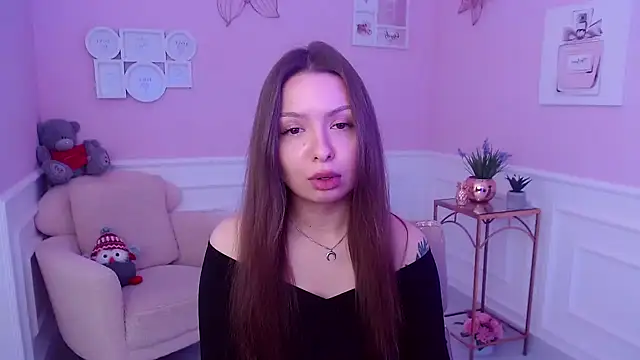 LucySkilar online show from January 24, 5:53 am