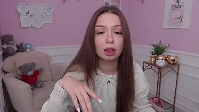 LucySkilar online show from November 2, 6:16 am