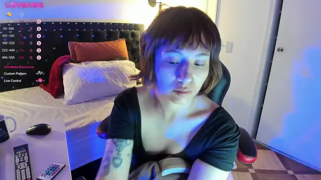 Snapshot of hey_noraly chatting on September 27, 5:01 am hey noraly online show from September 27, 5:01 am