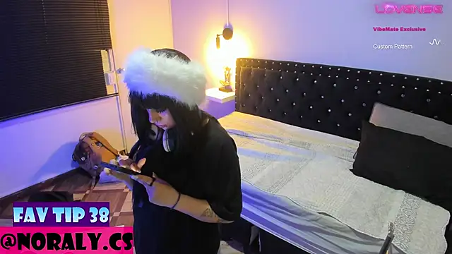 hey noraly online show from December 14, 4:07 am