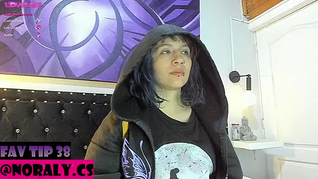 hey noraly online show from June 20, 4:04 am