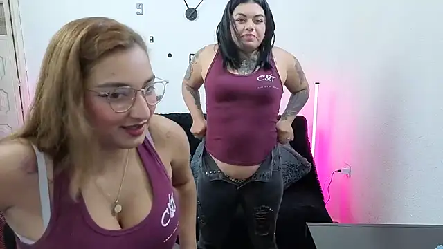 Snapshot of _sweetcarla chatting on November 21, 4:11 am sweetcarla online show from November 21, 4:11 am