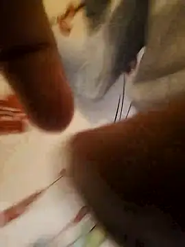 Snapshot of doudoucharlyc4 chatting on March 15, 11:50 pm doudoucharlyc4 online show from March 15, 11:50 pm