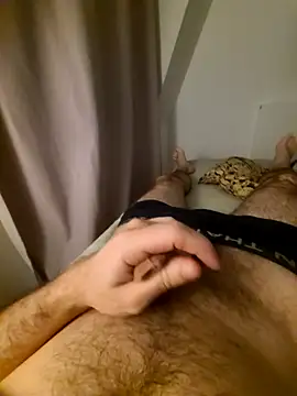 Snapshot of doudoucharlyc4 chatting on March 9, 11:31 pm doudoucharlyc4 online show from March 9, 11:31 pm