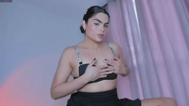 cheryl blossom69 online show from December 3, 9:35 pm