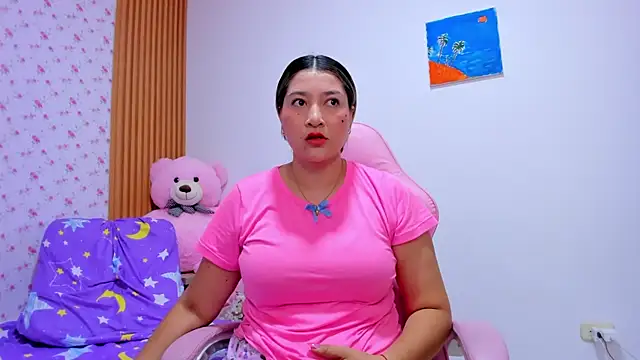 Soyqueen online show from May 22, 7:26 am