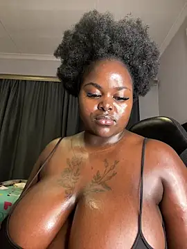 Honeycoco0211 online show from June 20, 7:49 pm