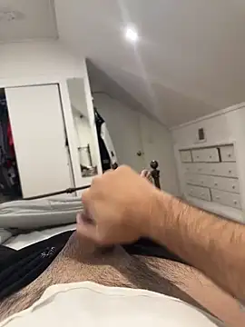 Snapshot of bwcalexander chatting on December 17, 8:20 am bwcalexander online show from December 17, 8:20 am