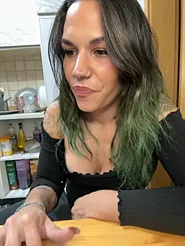 Snapshot of Lady_Knaller chatting on October 23, 6:50 pm Lady Knaller online show from October 23, 6:50 pm