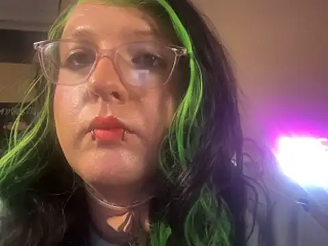 Blakelytgirl online show from February 19, 5:14 am