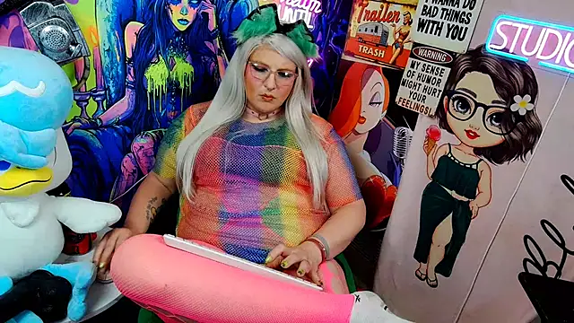 Blakelytgirl online show from June 6, 9:14 am