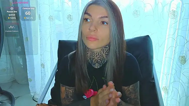 Snapshot of tattooedBabyy chatting on July 19, 9:24 am tattooedBabyy online show from July 19, 9:24 am