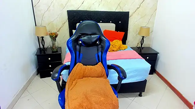 queen ebony 69 online show from July 23, 3:37 am