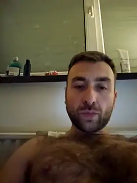 Snapshot of TIGERRR86 chatting on December 7, 10:39 pm TIGERRR86 online show from December 7, 10:39 pm