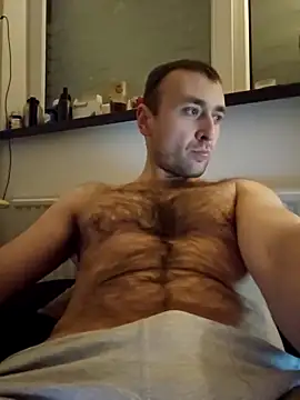 Snapshot of TIGERRR86 chatting on February 4, 8:38 pm TIGERRR86 online show from February 4, 8:38 pm