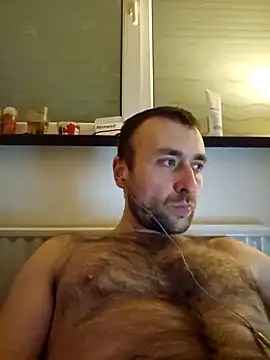 Snapshot of TIGERRR86 chatting on February 16, 2:09 am TIGERRR86 online show from February 16, 2:09 am