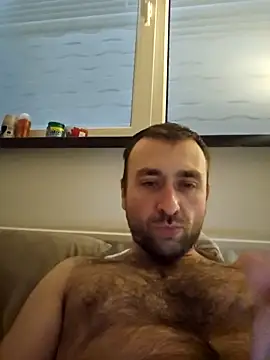 Snapshot of TIGERRR86 chatting on February 20, 3:41 pm TIGERRR86 online show from February 20, 3:41 pm