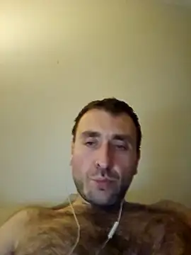 Snapshot of TIGERRR86 chatting on October 27, 8:24 pm TIGERRR86 online show from October 27, 8:24 pm