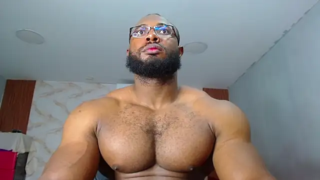 Snapshot of George_Dominator chatting on March 11, 12:11 am George Dominator online show from March 11, 12:11 am