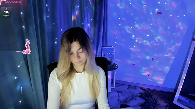 Sweet me  online show from November 4, 7:29 am