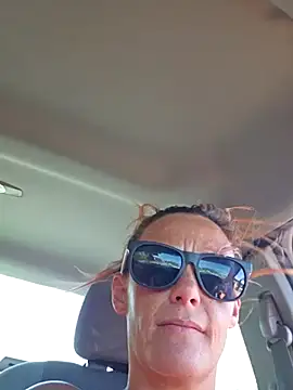 Dixiefaye Pika online show from March 19, 8:00 pm