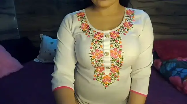 Trezza online show from February 13, 5:11 pm