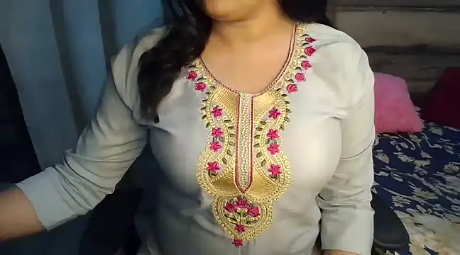 Trezza online show from February 23, 6:56 pm