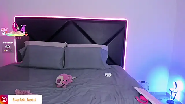 ScarlettAndClark online show from January 6, 4:38 am