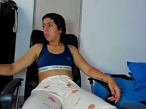 skinnyanai2 online show from February 18, 3:19 pm