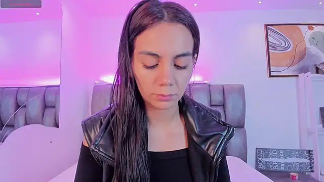 Snapshot of martina_mancini chatting on September 23, 12:30 pm martina mancini online show from September 23, 12:30 pm