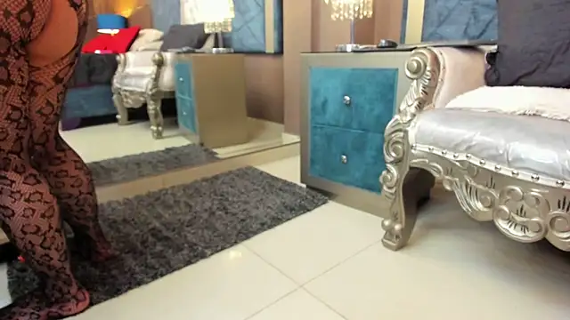 Snapshot of Janna_Rousse_ chatting on October 28, 12:19 pm Janna Rousse online show from October 28, 12:19 pm