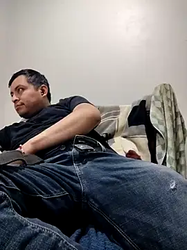 Snapshot of Potro23hotzen chatting on February 7, 4:11 pm Potro23hotzen online show from February 7, 4:11 pm