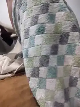 Snapshot of Potro23hotzen chatting on March 5, 5:09 pm Potro23hotzen online show from March 5, 5:09 pm