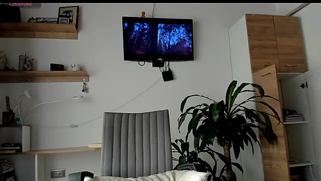 Snapshot of manucute_23_ chatting on June 15, 3:25 pm manucute 23 online show from June 15, 3:25 pm