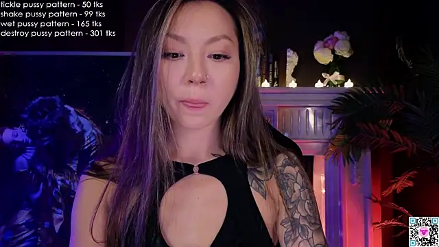 Snapshot of im_casey chatting on January 19, 11:45 am im casey online show from January 19, 11:45 am