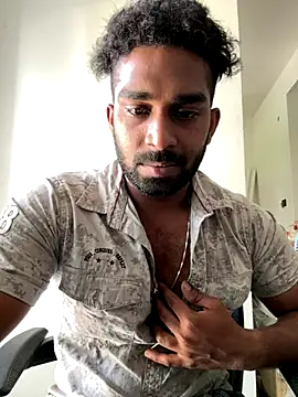 Snapshot of Handsomehunk_4U chatting on September 26, 6:28 am Handsomehunk 4U online show from September 26, 6:28 am