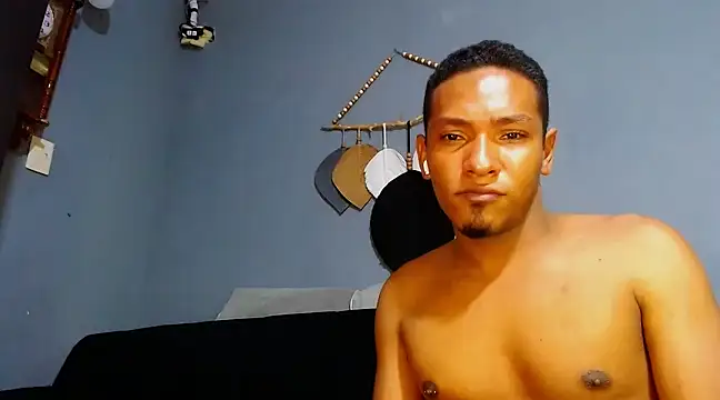 Grandeygruesa1 online show from February 8, 9:35 am