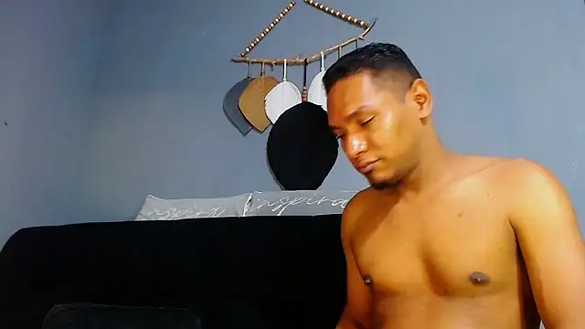 Grandeygruesa1 online show from February 22, 9:01 am