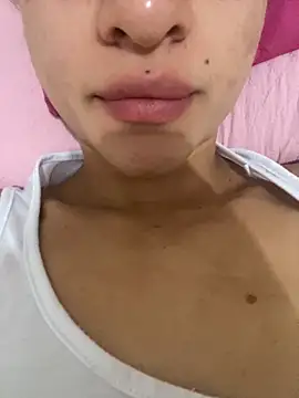 Snapshot of Alicia_ALICIA chatting on November 26, 4:24 am Alicia ALICIA online show from November 26, 4:24 am