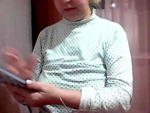 AnaXBerry online show from February 13, 5:54 pm