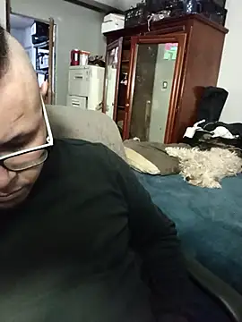 Snapshot of AlanDickson chatting on February 23, 12:59 pm AlanDickson online show from February 23, 12:59 pm