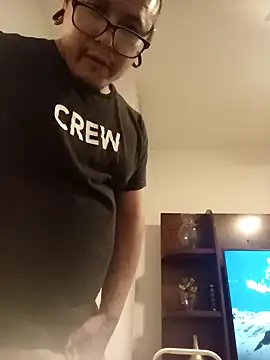 Snapshot of AlanDickson chatting on March 8, 7:16 am AlanDickson online show from March 8, 7:16 am