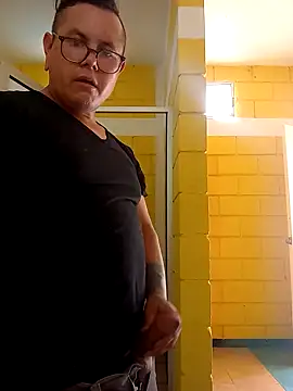 Snapshot of AlanDickson chatting on September 16, 7:26 pm AlanDickson online show from September 16, 7:26 pm