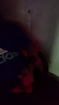 Snapshot of AlanDickson chatting on October 1, 7:36 am AlanDickson online show from October 1, 7:36 am