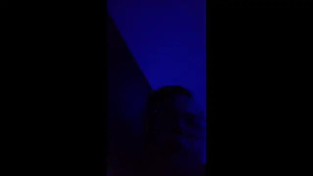 Snapshot of AlanDickson chatting on October 29, 9:22 am AlanDickson online show from October 29, 9:22 am