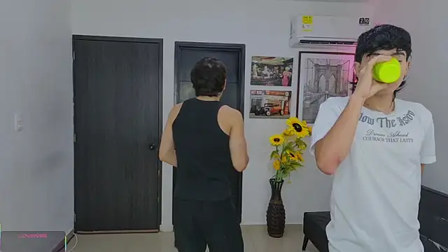 badguyss bisex online show from June 9, 11:11 am