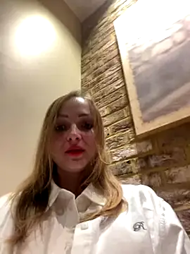 LadyTatiana Madam online show from December 3, 4:28 pm