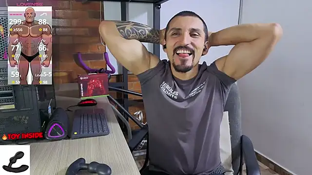 Snapshot of Marck_Muscle chatting on June 28, 2:06 am Marck Muscle online show from June 28, 2:06 am