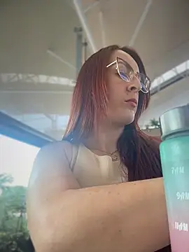Buttyy Cherry online show from May 23, 3:05 pm